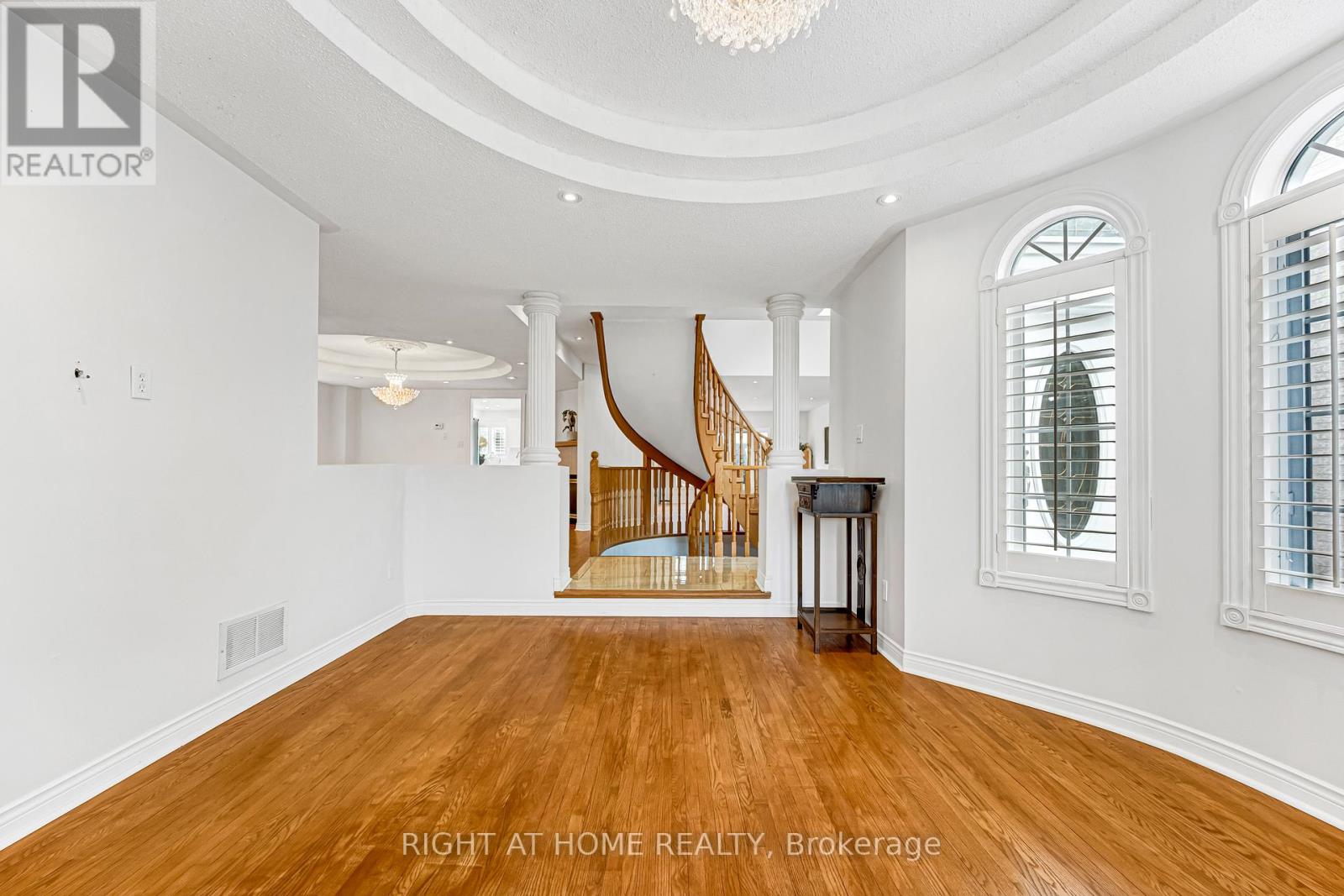 343 Bristol Road E, Mississauga, Ontario  L4Z 3V6 - Photo 7 - W12986894