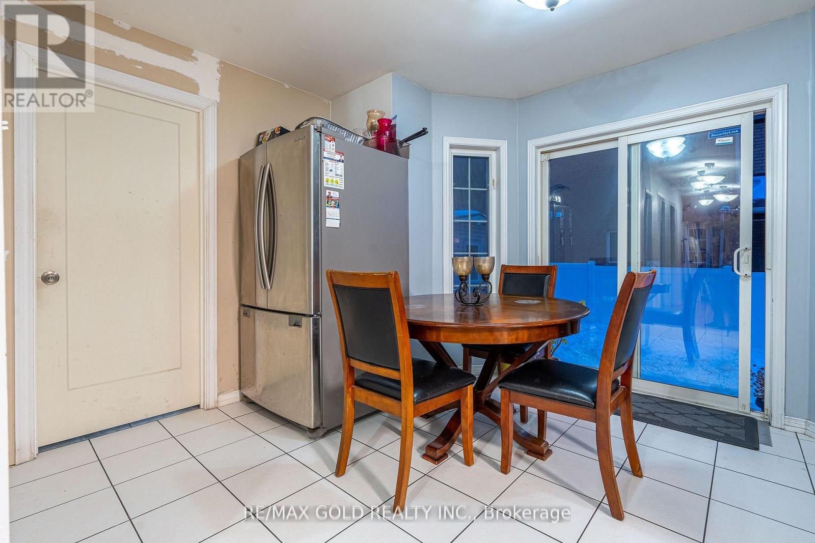 46 Egypt Drive, Brampton, Ontario  L6R 2T9 - Photo 14 - W12986896