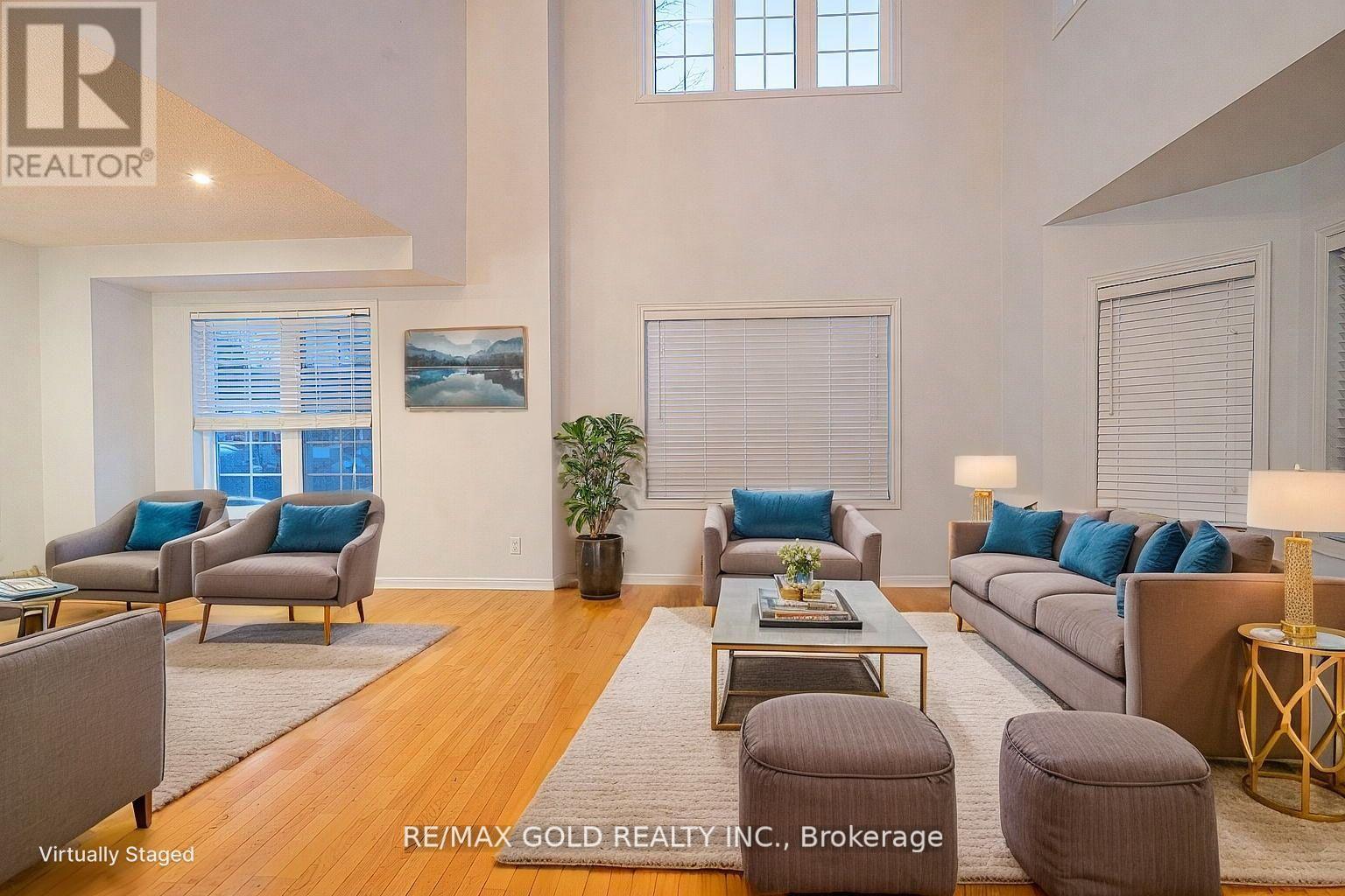 46 Egypt Drive, Brampton, Ontario  L6R 2T9 - Photo 4 - W12986896