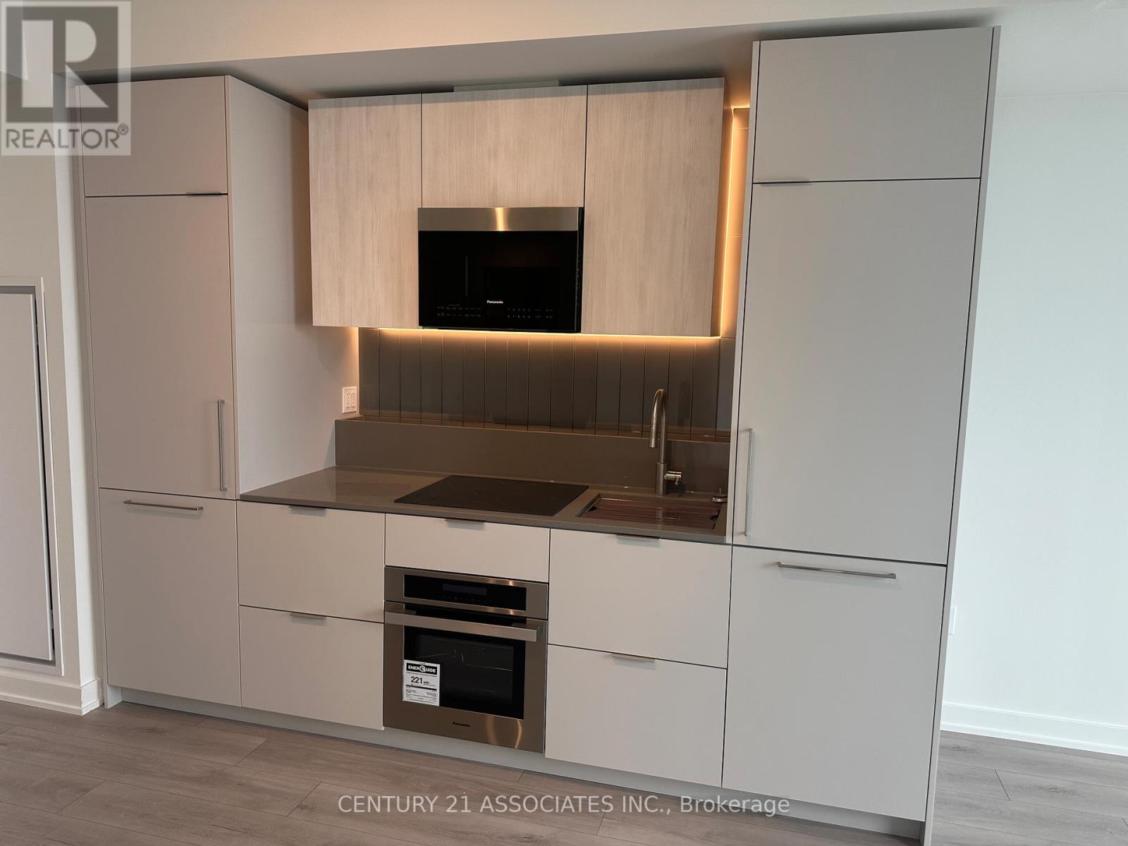 2310 - 1 Fairview Road E, Mississauga, Ontario  L5A 4C6 - Photo 12 - W12986912