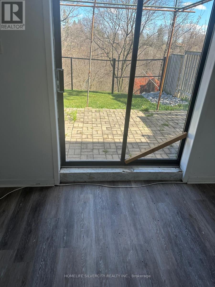 Bsmnt - 31 Lakeland Drive S, Toronto, Ontario M9V 1M8 - Photo 9 - W12986928