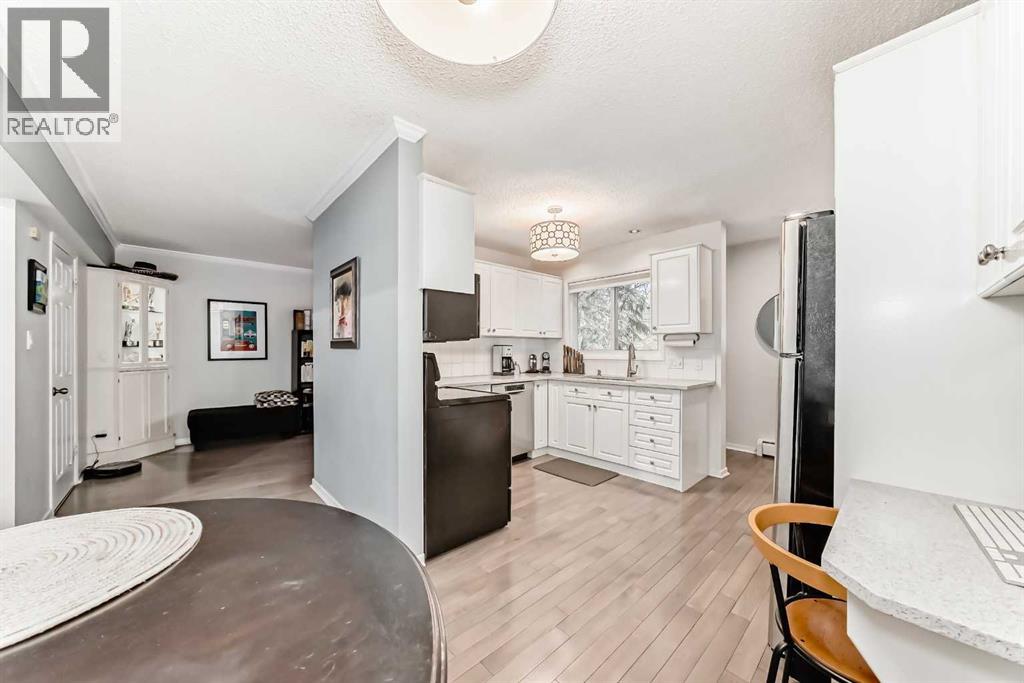 406, 3130 66 Avenue SW, Calgary, Alberta  T3E 5K8 - Photo 13 - A2292811