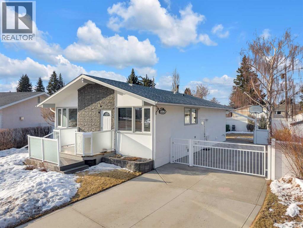 5934 41 Streetcrescent, Red Deer, Alberta  T4N 1B7 - Photo 1 - A2297336