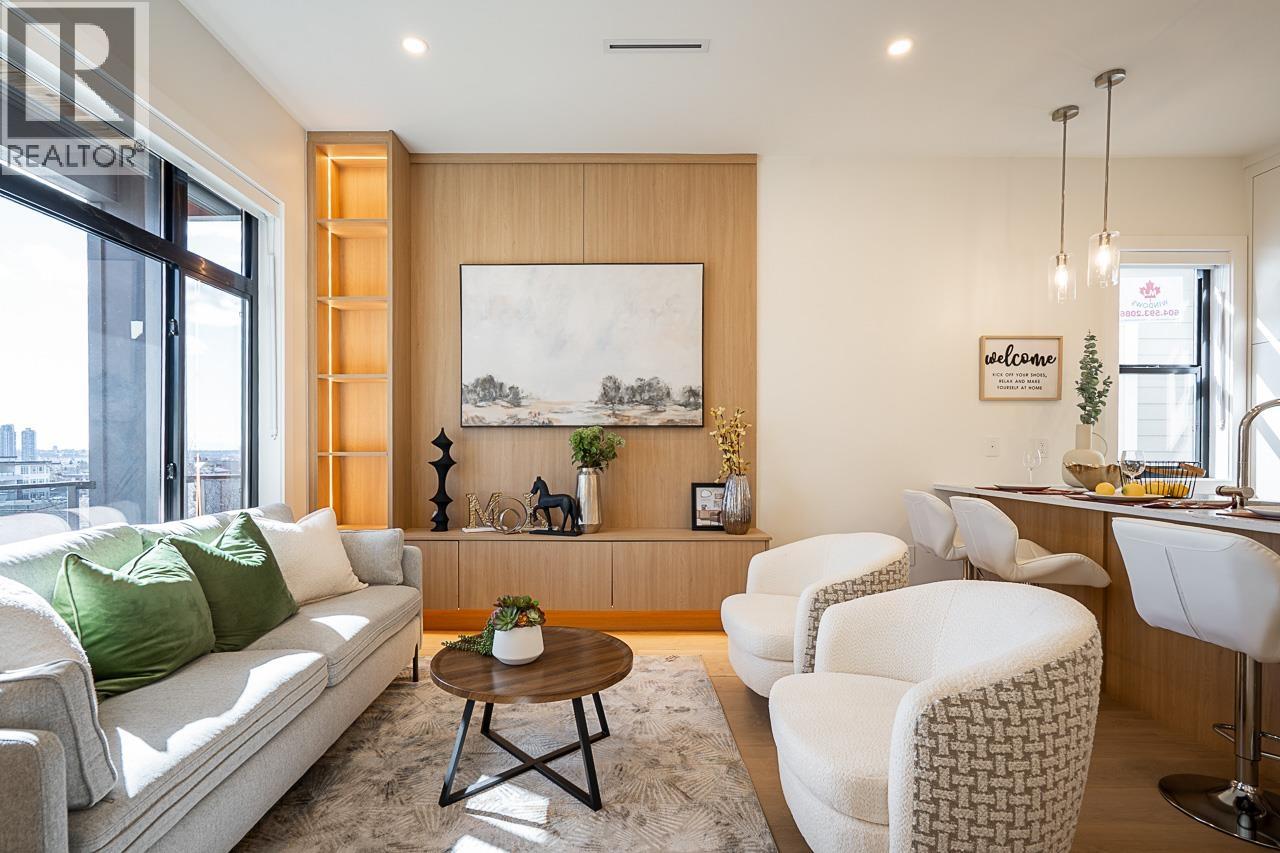 2 4875 Albert Street, Burnaby, British Columbia  V5C 2H4 - Photo 2 - R3110016