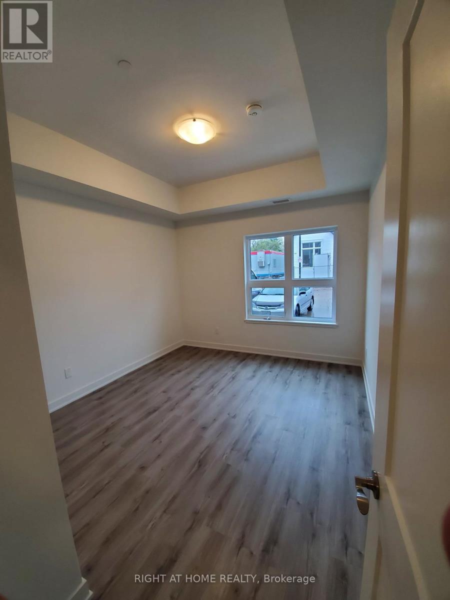 136 - 110 Fergus Avenue, Kitchener, Ontario  N2A 2H2 - Photo 7 - X12986930