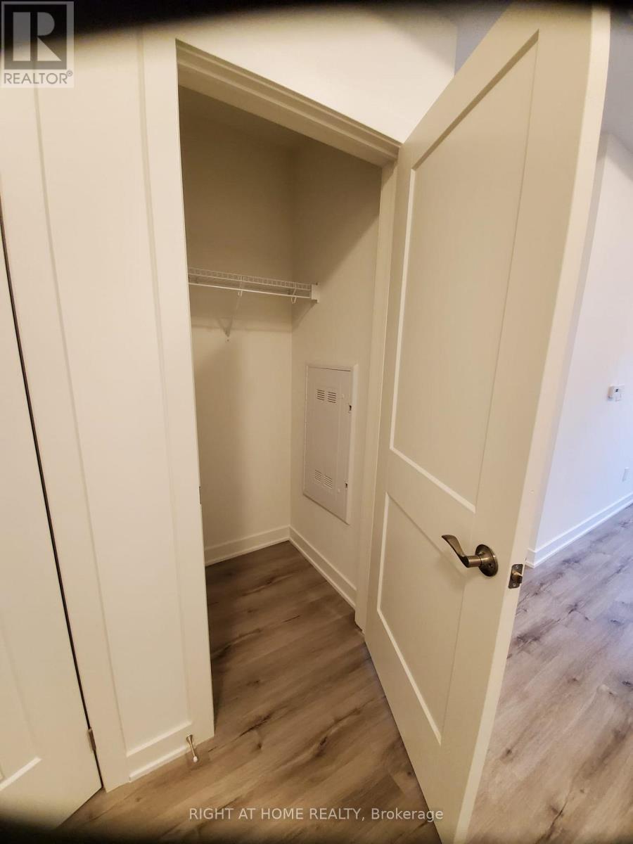 136 - 110 Fergus Avenue, Kitchener, Ontario  N2A 2H2 - Photo 8 - X12986930