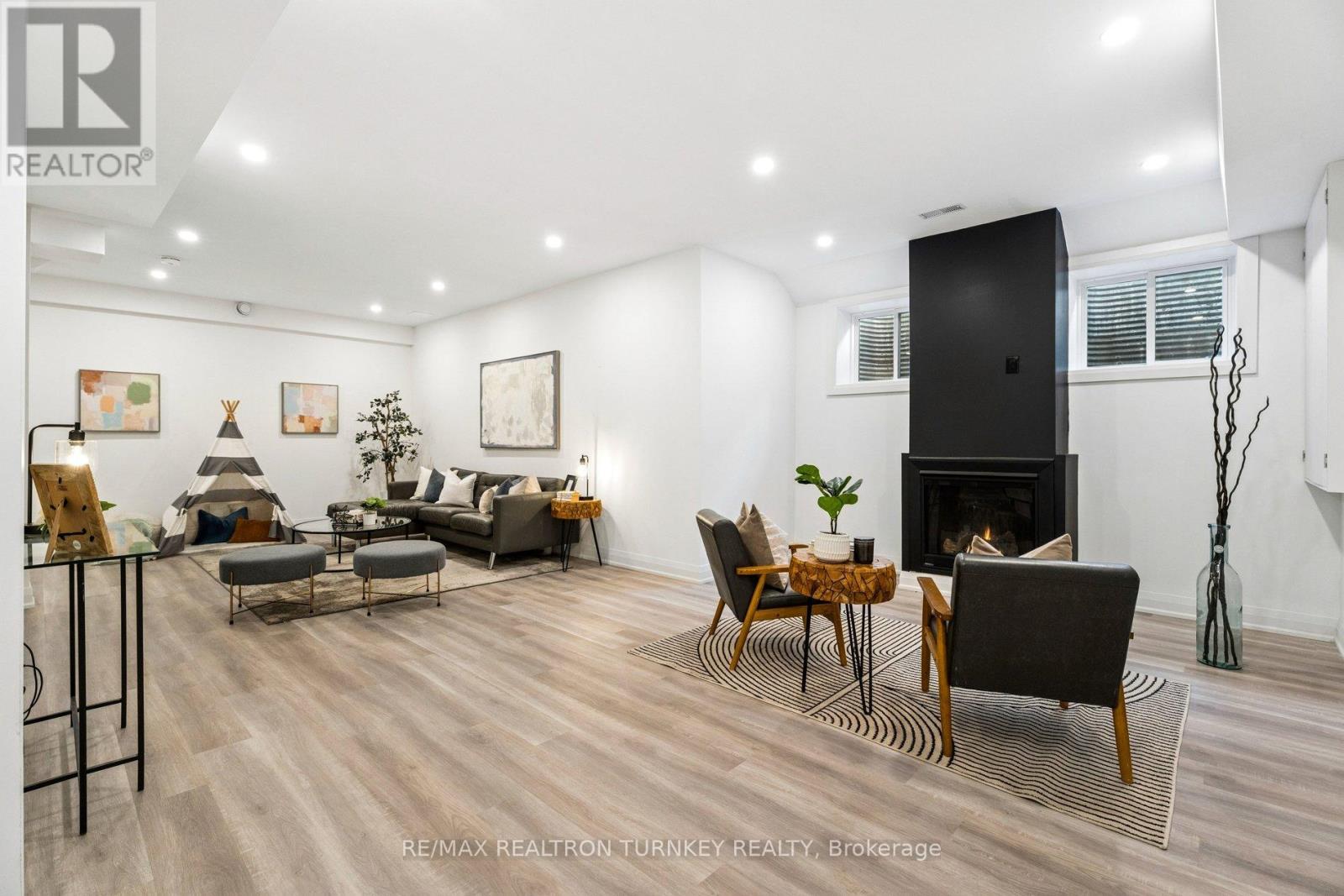 271 Main Street N, Uxbridge, Ontario  L9P 1R9 - Photo 32 - N12881326