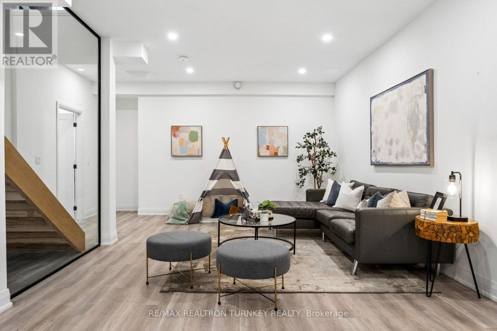 271 Main Street N, Uxbridge, Ontario  L9P 1R9 - Photo 31 - N12881326