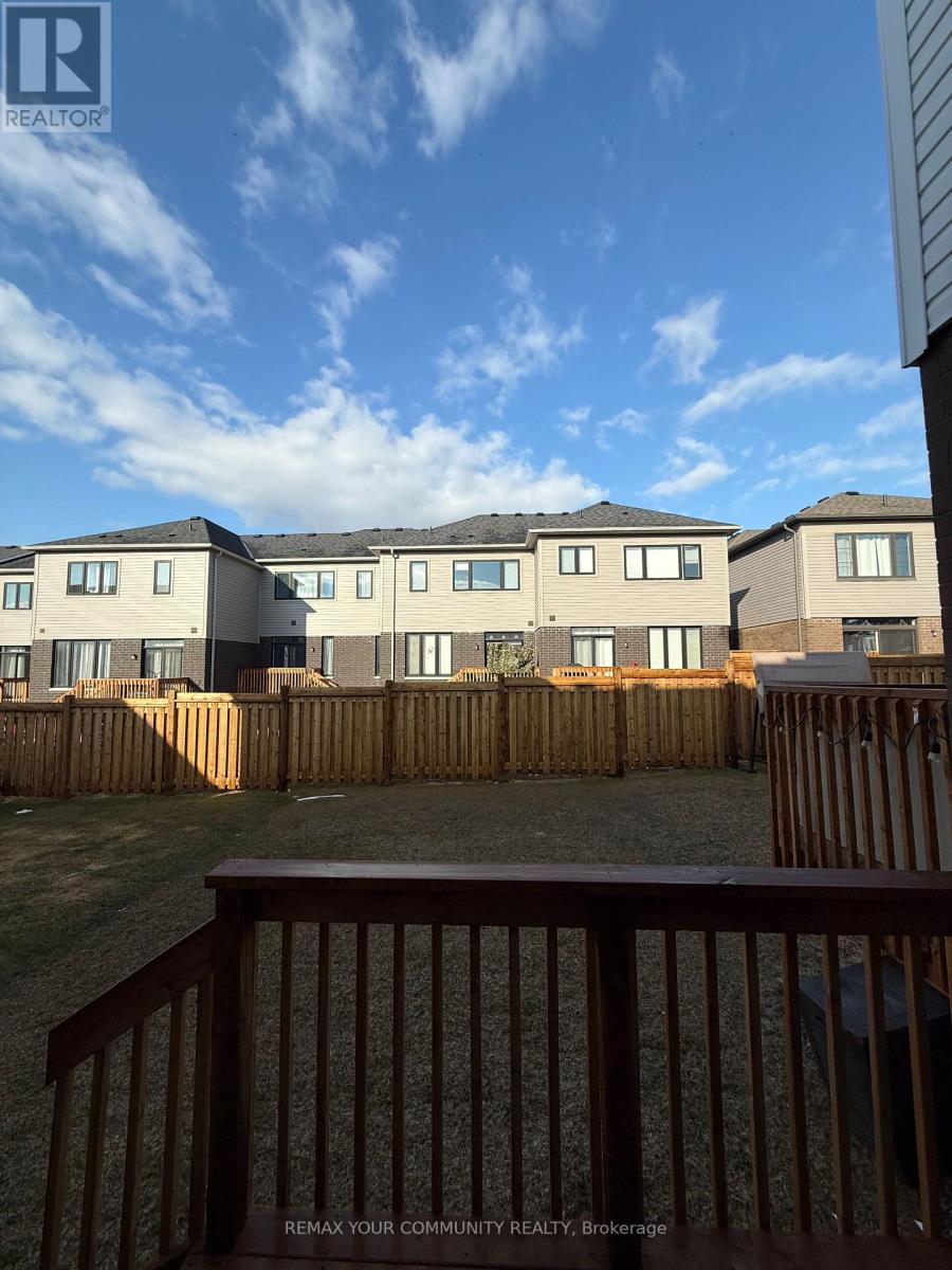 39 Tamworth Terrace, Barrie, Ontario  L9S 2Z8 - Photo 14 - S12960370