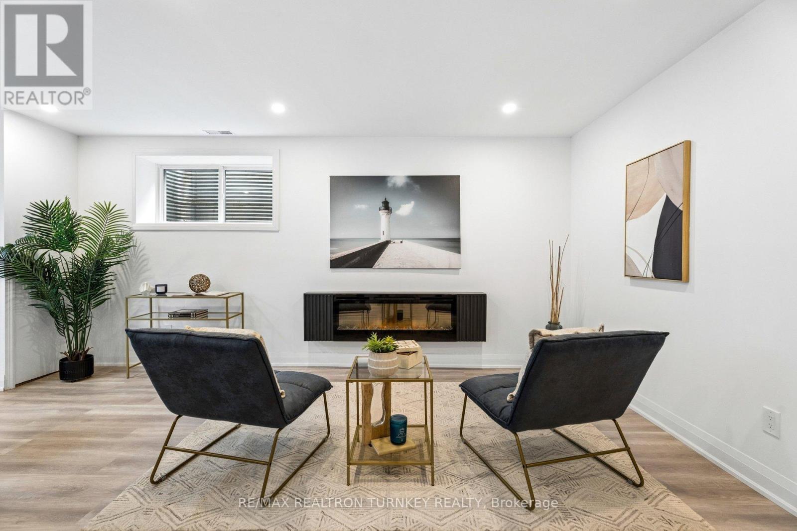 271 Main Street N, Uxbridge, Ontario  L9P 1R9 - Photo 38 - N12881326