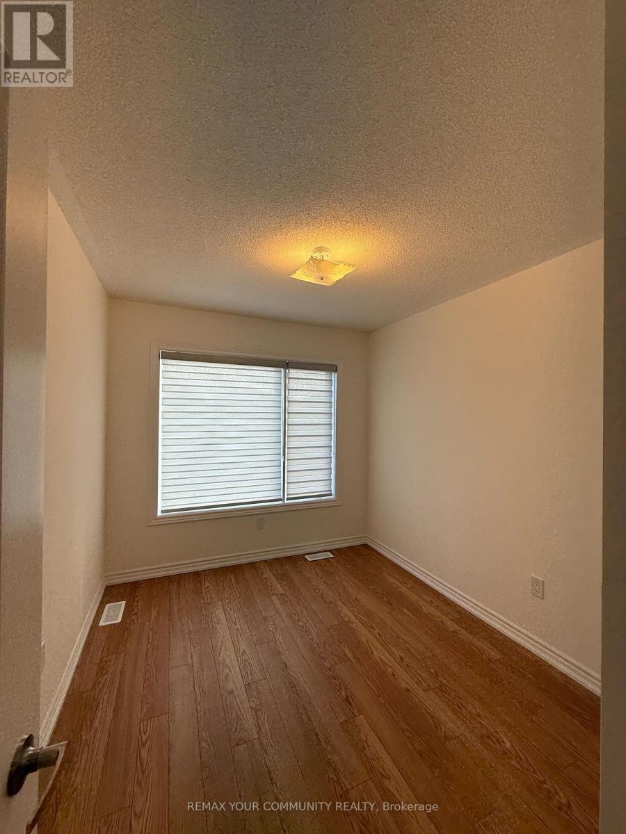 39 Tamworth Terrace, Barrie, Ontario  L9S 2Z8 - Photo 11 - S12960370