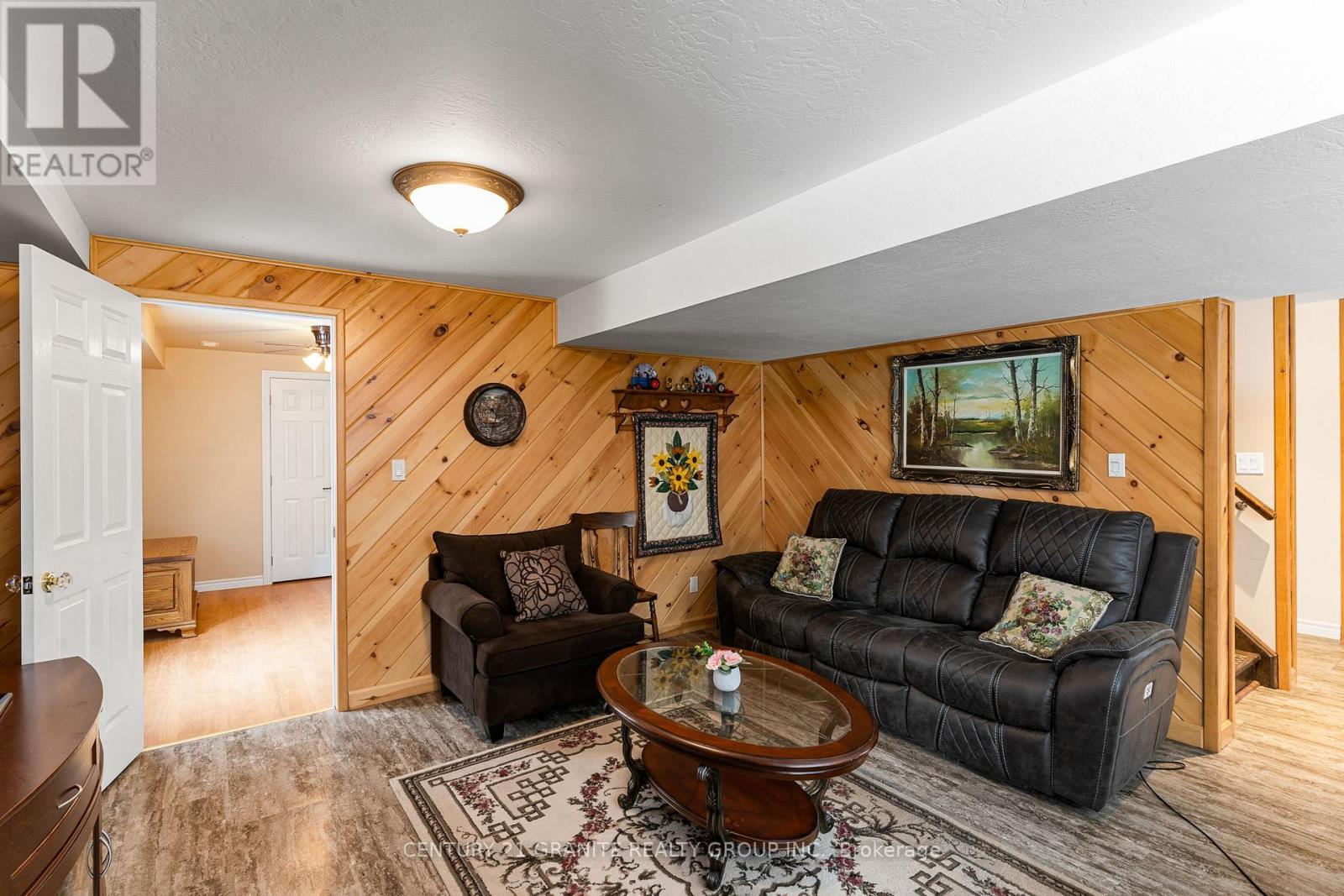 818 Williams Lake Road, Hastings Highlands, Ontario  K0L 1C0 - Photo 24 - X12986806