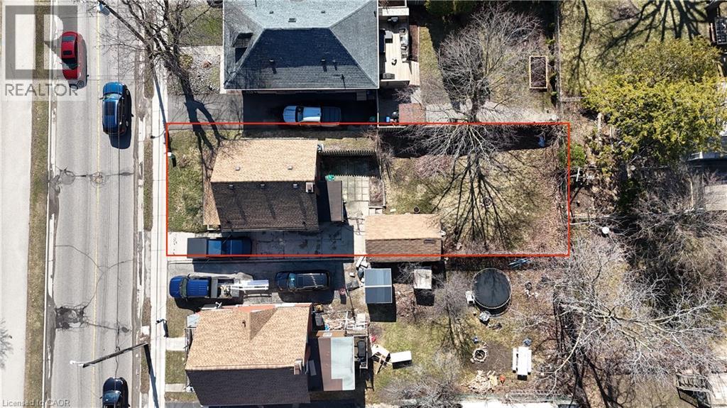 138 Glasgow Street, Kitchener, Ontario  N2G 2G9 - Photo 2 - 40819499