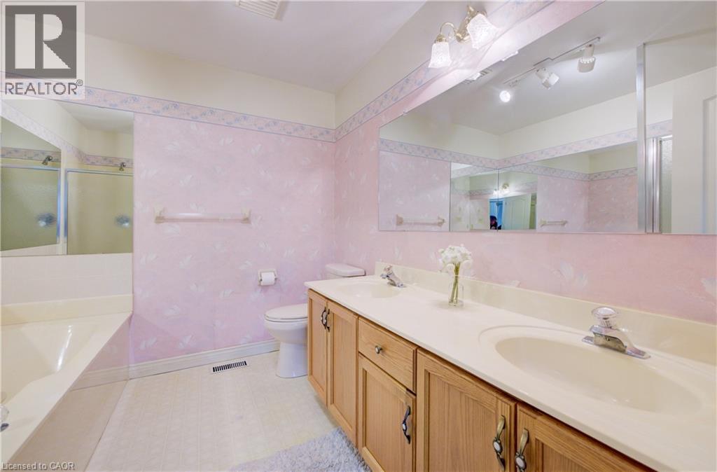 85 Beasley Crescent Unit# 19, Cambridge, Ontario  N1T 1P5 - Photo 35 - 40815103