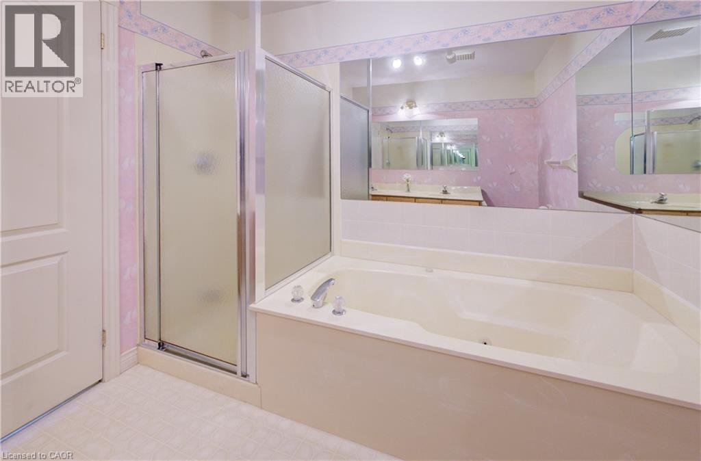 85 Beasley Crescent Unit# 19, Cambridge, Ontario  N1T 1P5 - Photo 36 - 40815103