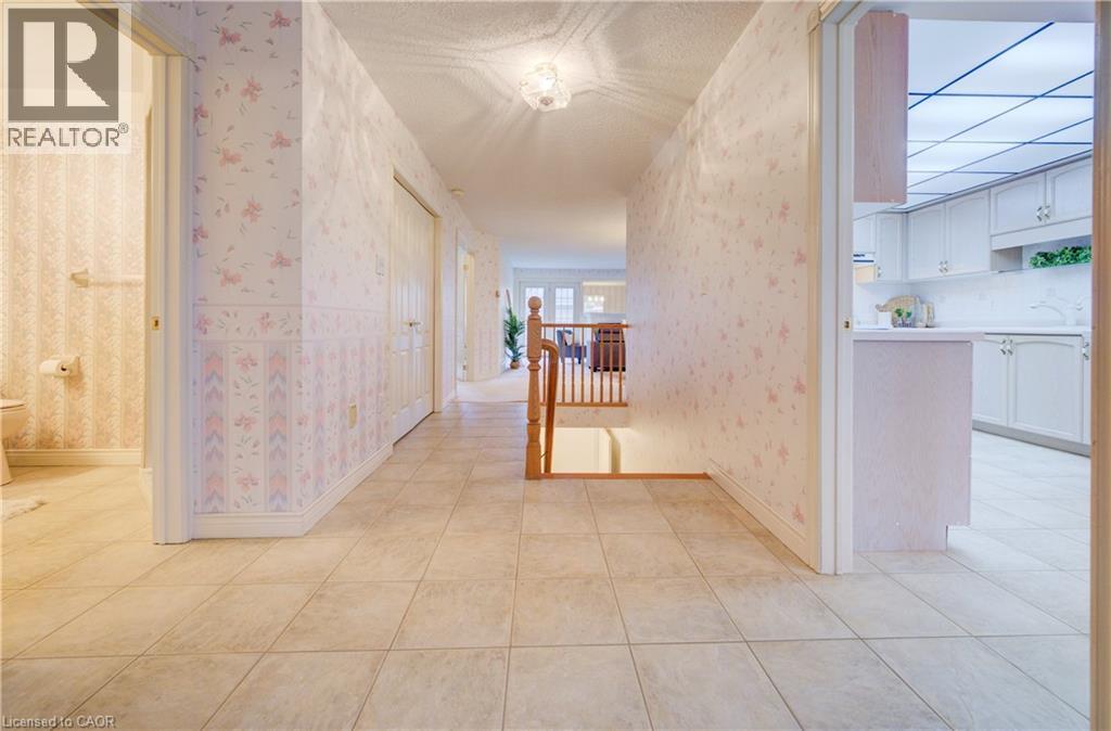 85 Beasley Crescent Unit# 19, Cambridge, Ontario  N1T 1P5 - Photo 9 - 40815103