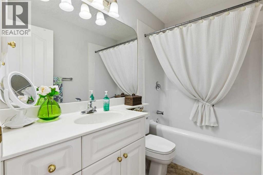 129 Mt Douglas Circle Se, Calgary, Alberta  T2P 3P2 - Photo 38 - A2297929