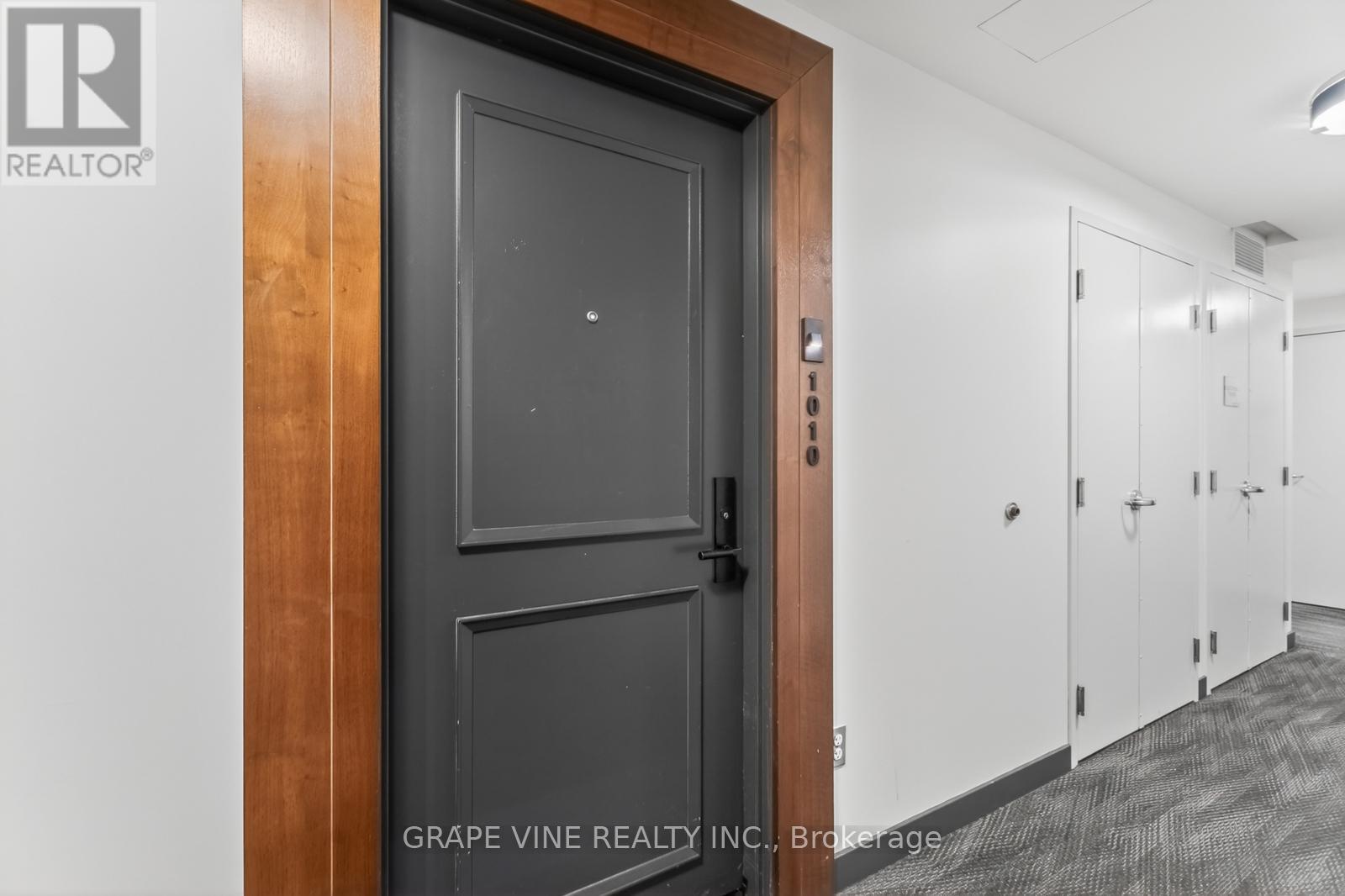 1010 - 255 Bay Street, Ottawa, Ontario  K1R 0C5 - Photo 5 - X12986954