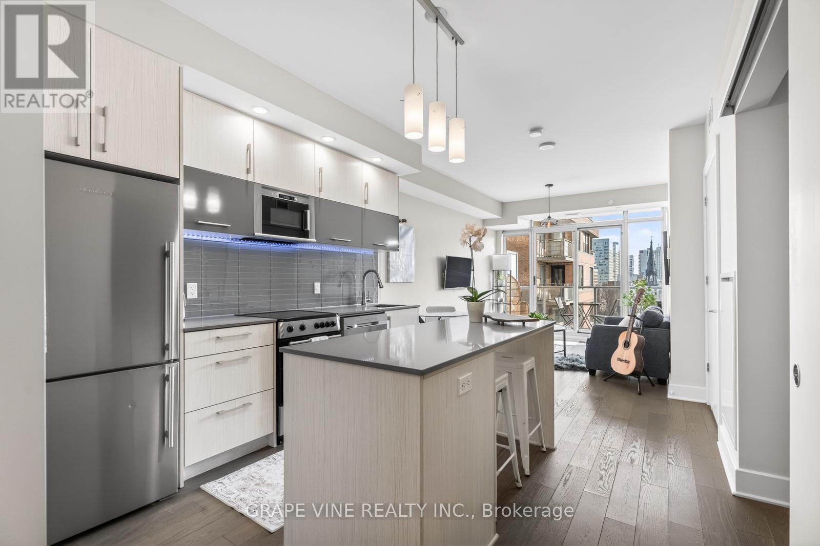 1010 - 255 Bay Street, Ottawa, Ontario  K1R 0C5 - Photo 7 - X12986954