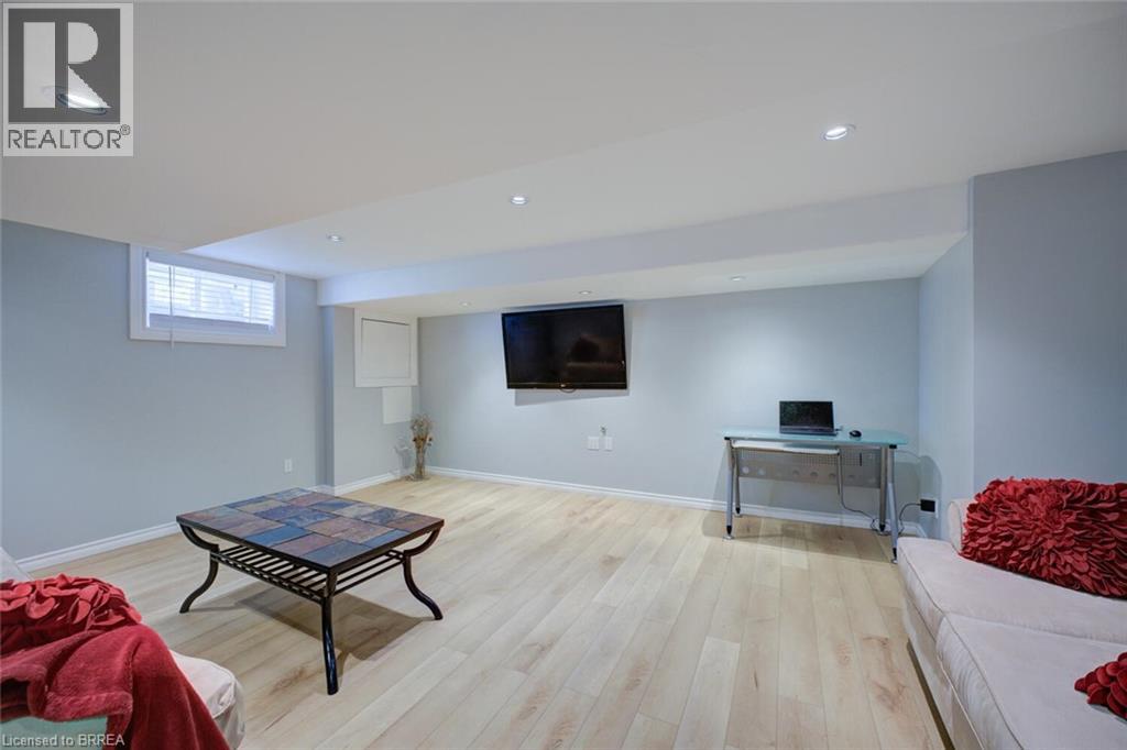 214 Grand Street, Brantford, Ontario  N3R 4C3 - Photo 33 - 40806418