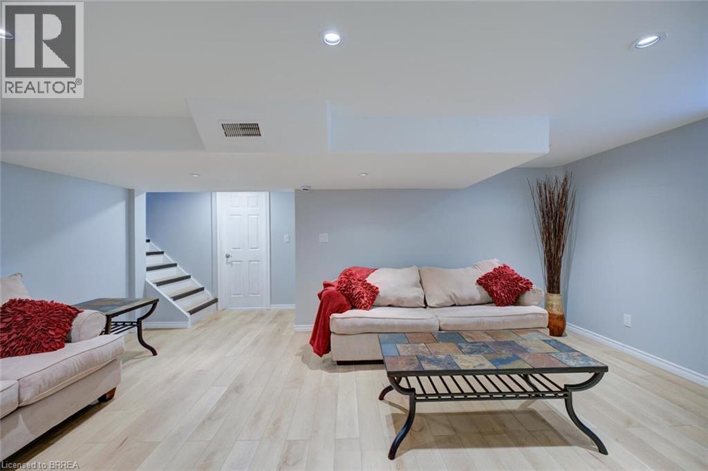 214 Grand Street, Brantford, Ontario  N3R 4C3 - Photo 36 - 40806418