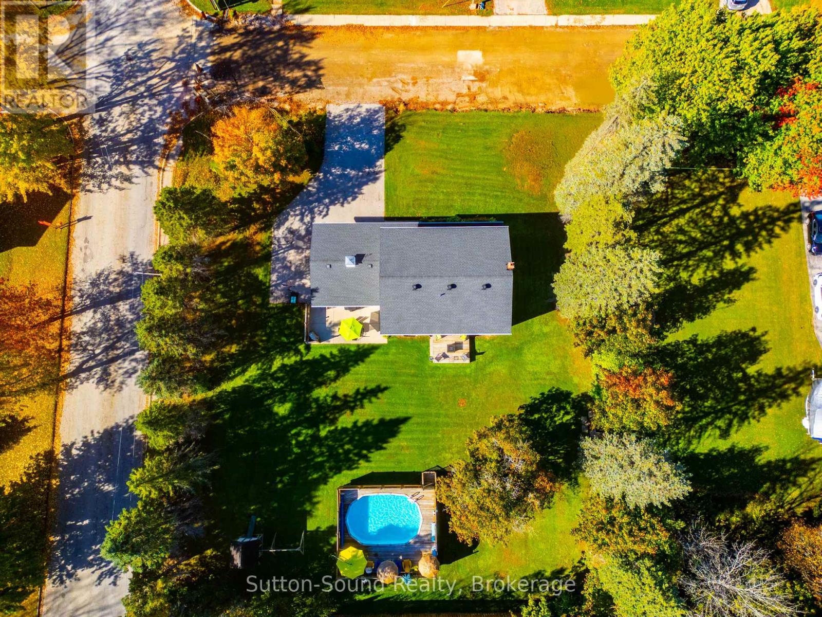 319 Gould Street, South Bruce Peninsula, Ontario  N0H 2T0 - Photo 34 - X12942796