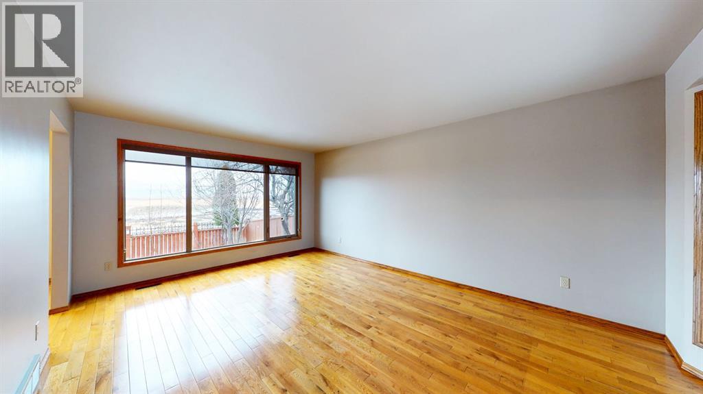 610 Ross Glen Drive Se, Medicine Hat, Alberta  T1B 3X3 - Photo 12 - A2274894