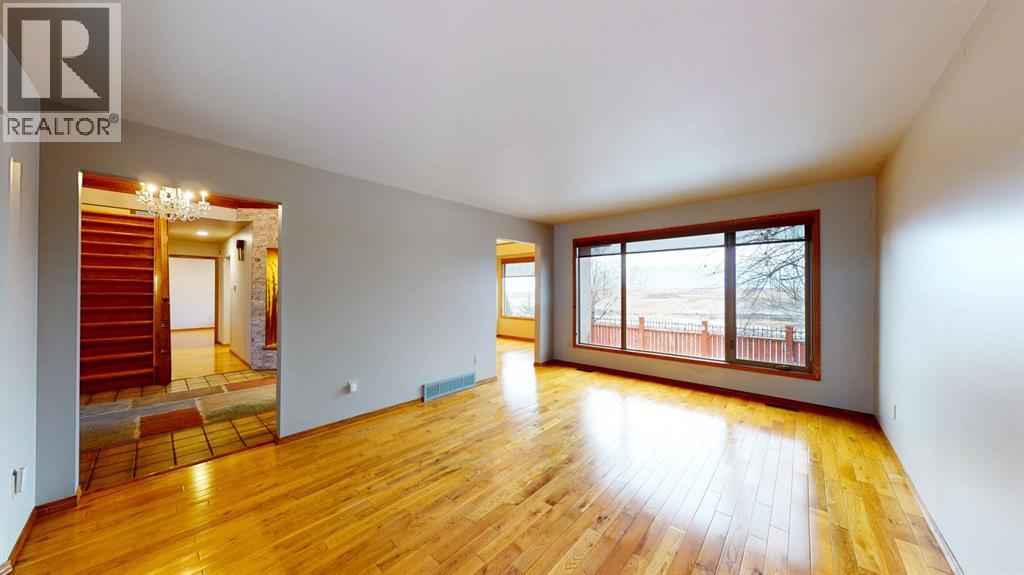 610 Ross Glen Drive Se, Medicine Hat, Alberta  T1B 3X3 - Photo 13 - A2274894