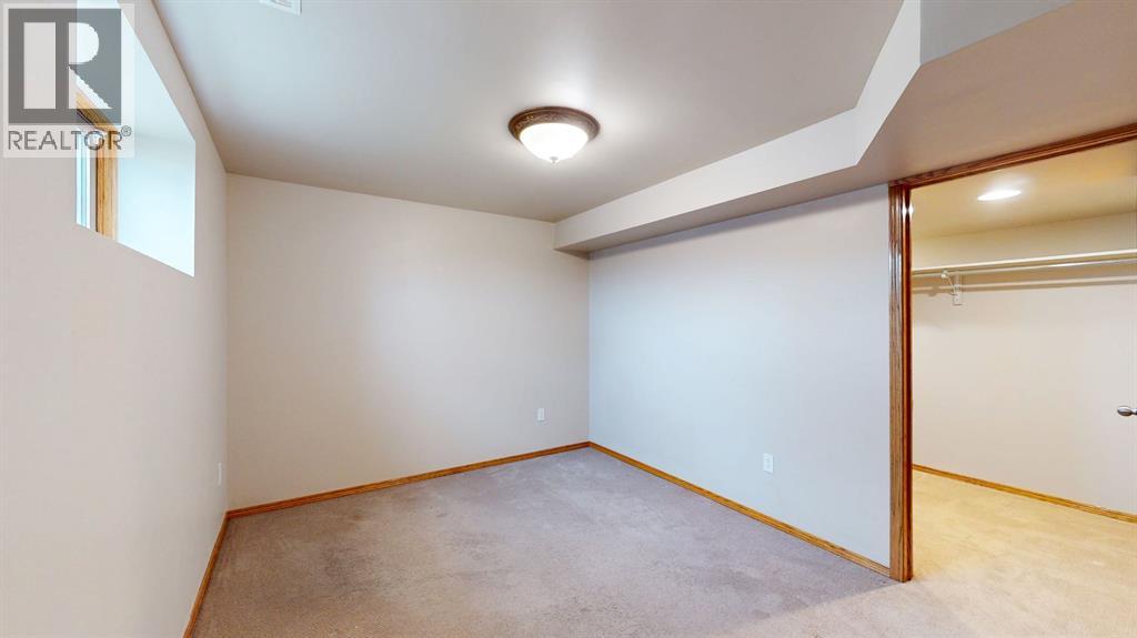610 Ross Glen Drive Se, Medicine Hat, Alberta  T1B 3X3 - Photo 32 - A2274894