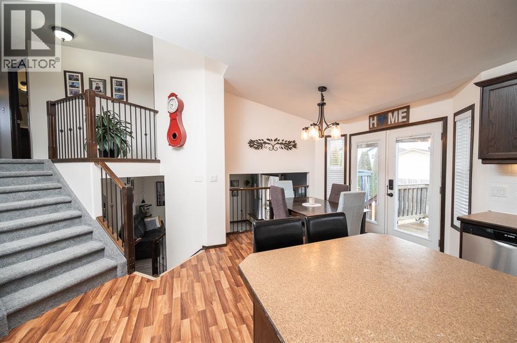 22 Sparrow Close, Blackfalds, Alberta  T4M 0K6 - Photo 9 - A2299205