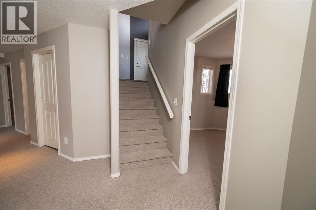 60 Daniel Close, Red Deer, Alberta  T4R 3M3 - Photo 23 - A2300273