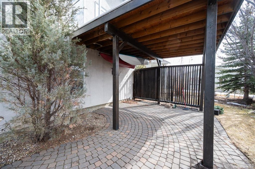 60 Daniel Close, Red Deer, Alberta  T4R 3M3 - Photo 37 - A2300273