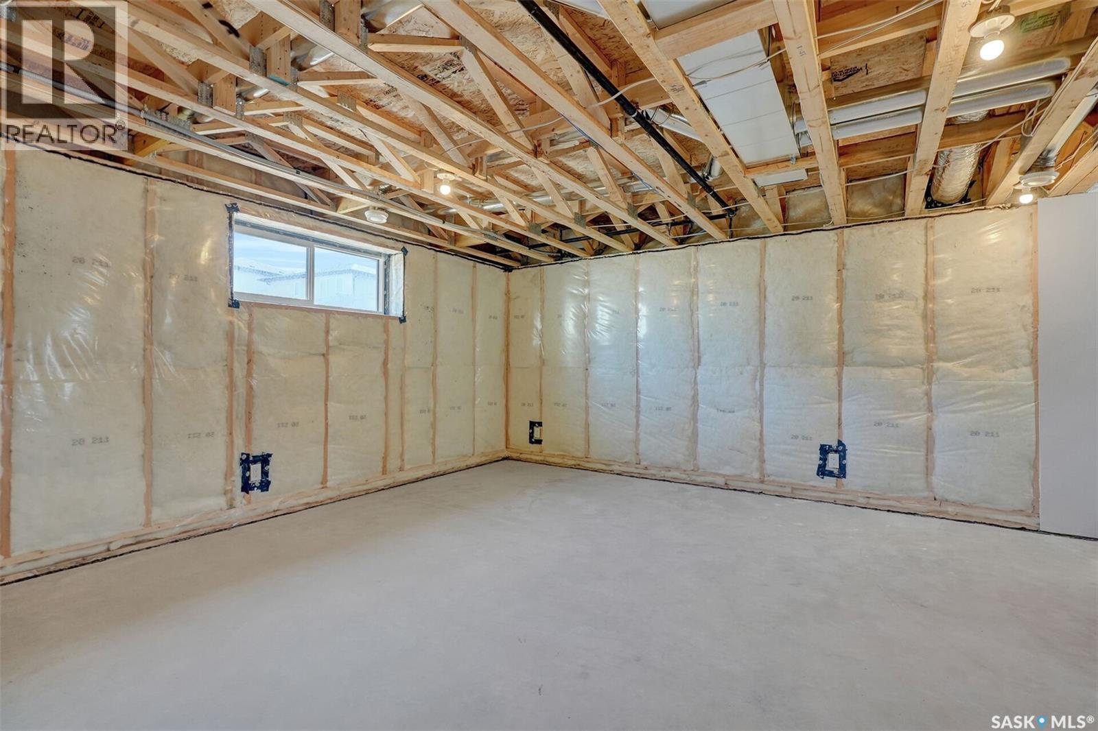 4327 Wild Rose Drive, Regina, Saskatchewan  S4V 3V6 - Photo 12 - SK031956