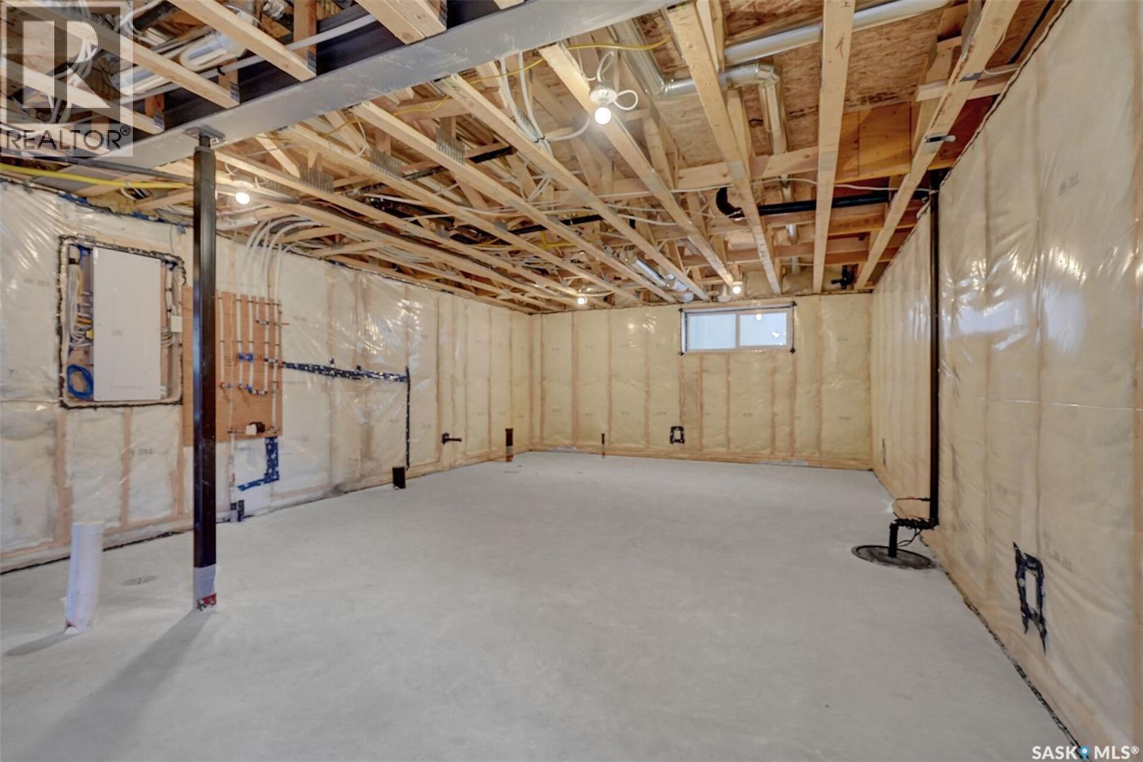 4327 Wild Rose Drive, Regina, Saskatchewan  S4V 3V6 - Photo 11 - SK031956