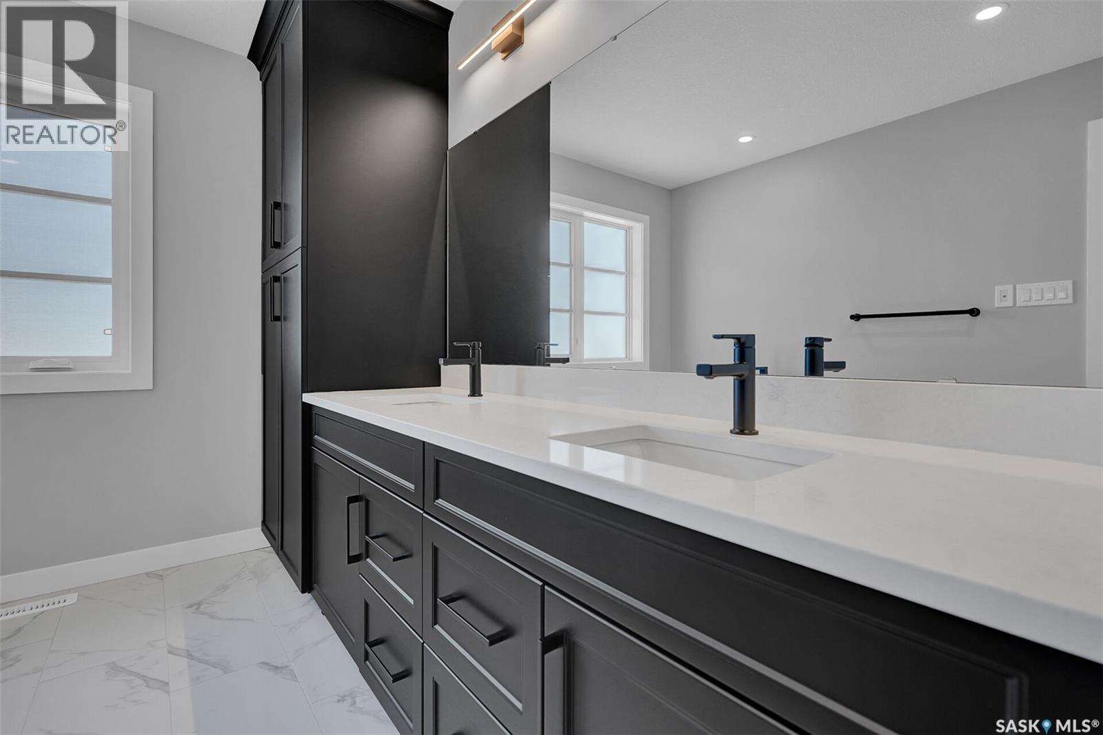 4327 Wild Rose Drive, Regina, Saskatchewan  S4V 3V6 - Photo 29 - SK031956