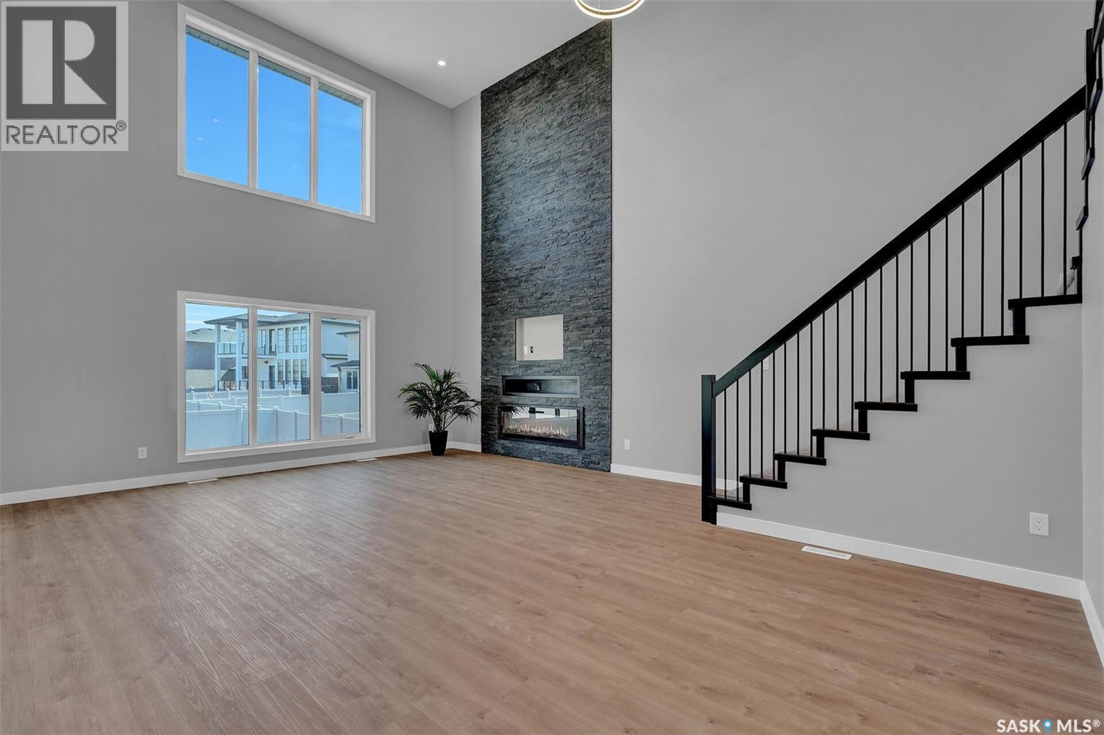 4327 Wild Rose Drive, Regina, Saskatchewan  S4V 3V6 - Photo 5 - SK031956