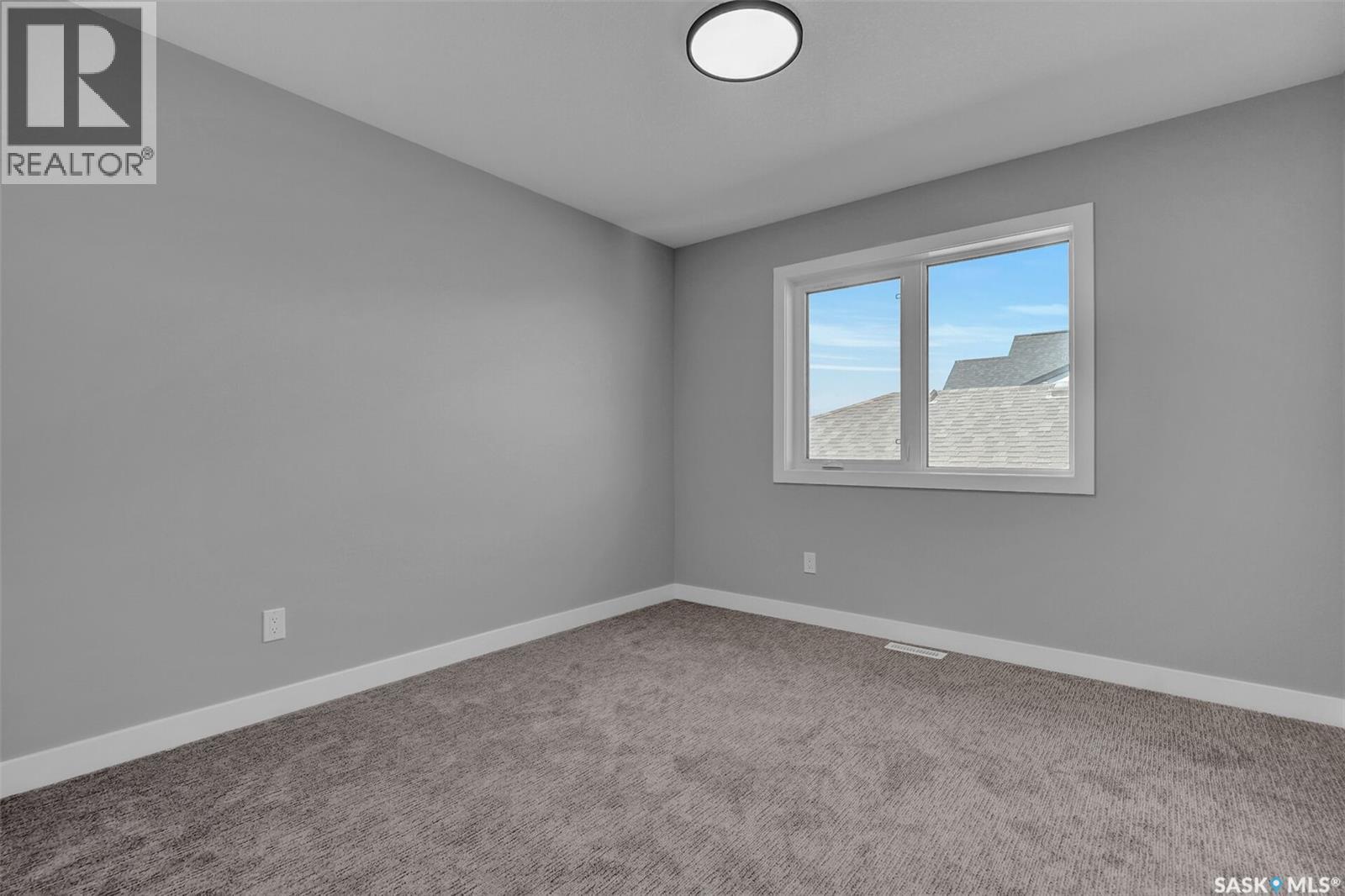 4327 Wild Rose Drive, Regina, Saskatchewan  S4V 3V6 - Photo 24 - SK031956