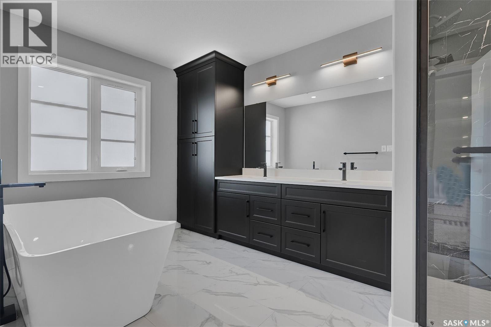 4327 Wild Rose Drive, Regina, Saskatchewan  S4V 3V6 - Photo 30 - SK031956