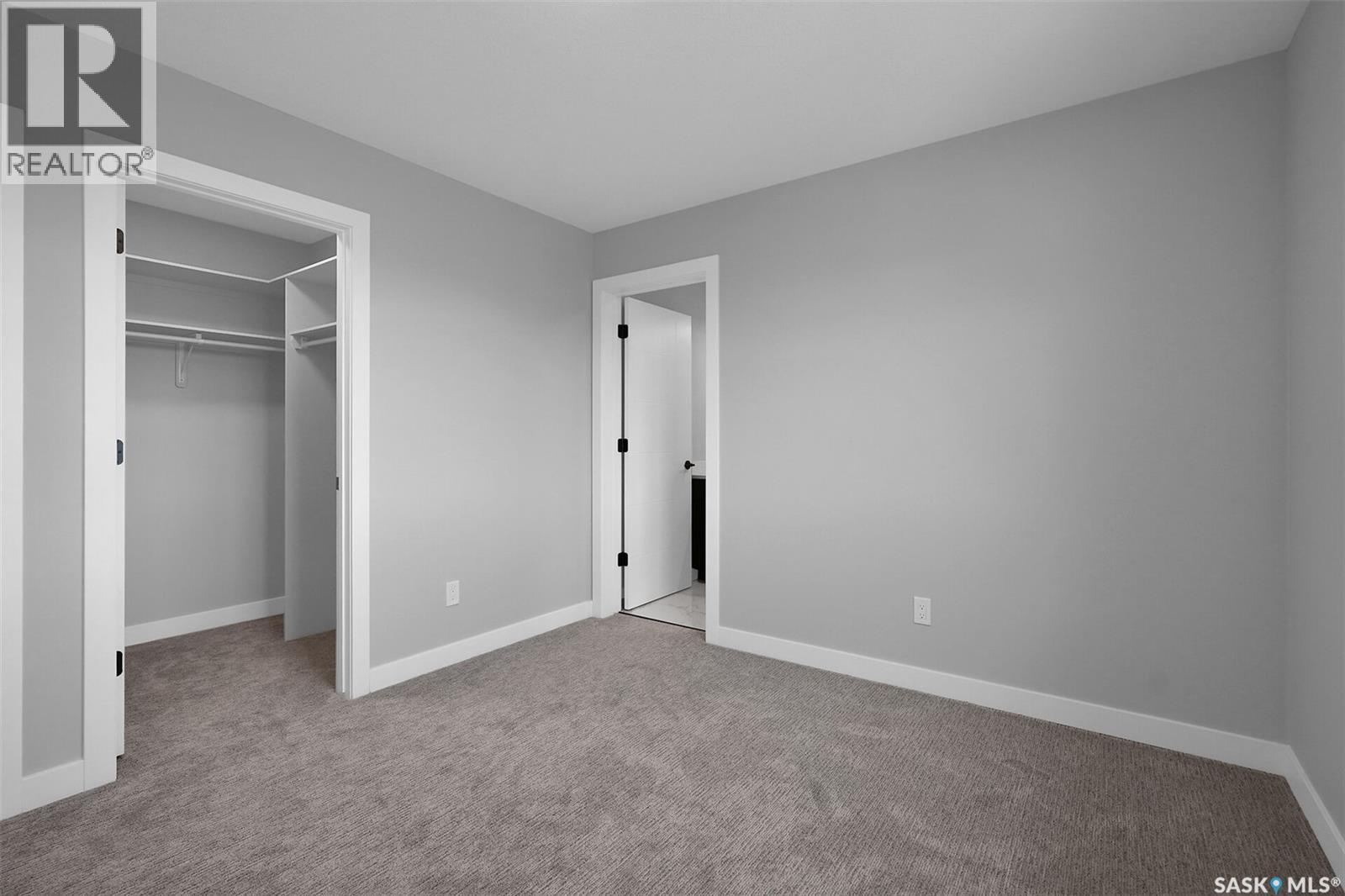 4327 Wild Rose Drive, Regina, Saskatchewan  S4V 3V6 - Photo 23 - SK031956