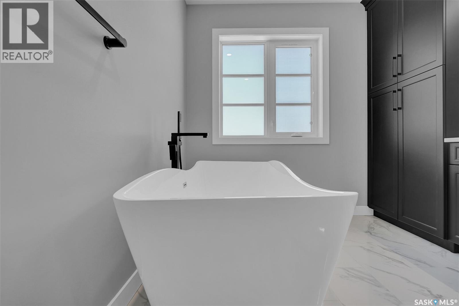 4327 Wild Rose Drive, Regina, Saskatchewan  S4V 3V6 - Photo 28 - SK031956