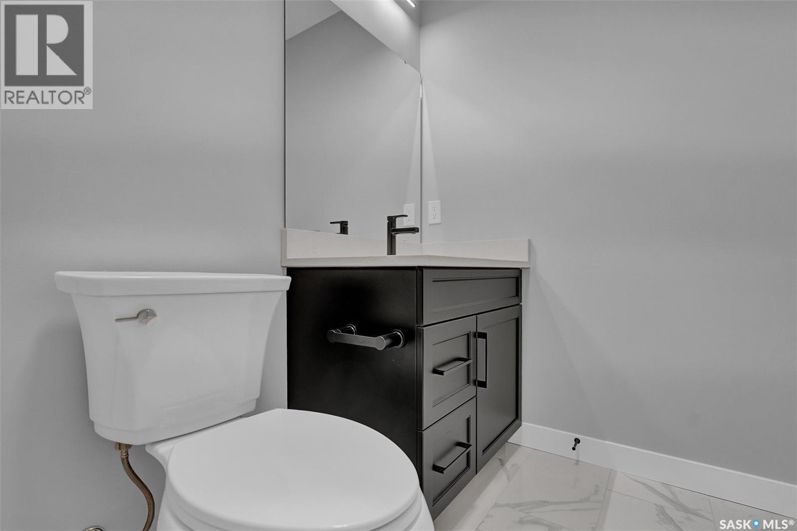 4327 Wild Rose Drive, Regina, Saskatchewan  S4V 3V6 - Photo 19 - SK031956