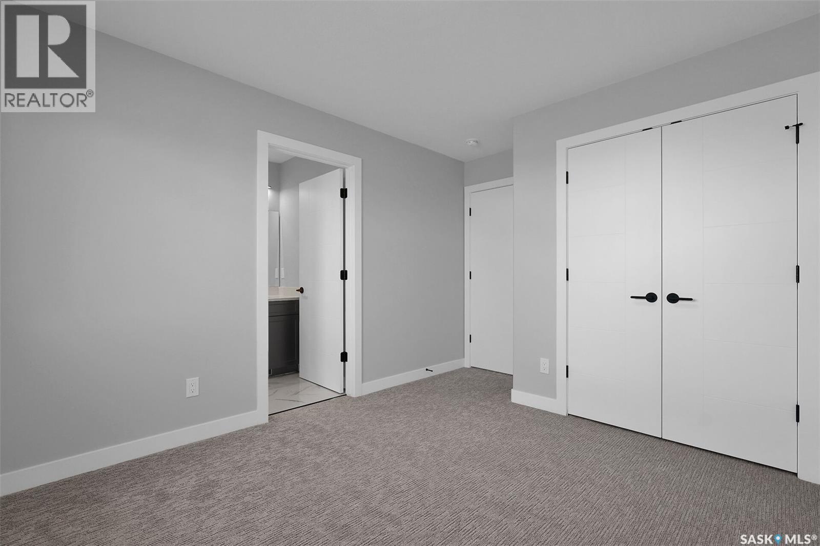 4327 Wild Rose Drive, Regina, Saskatchewan  S4V 3V6 - Photo 26 - SK031956