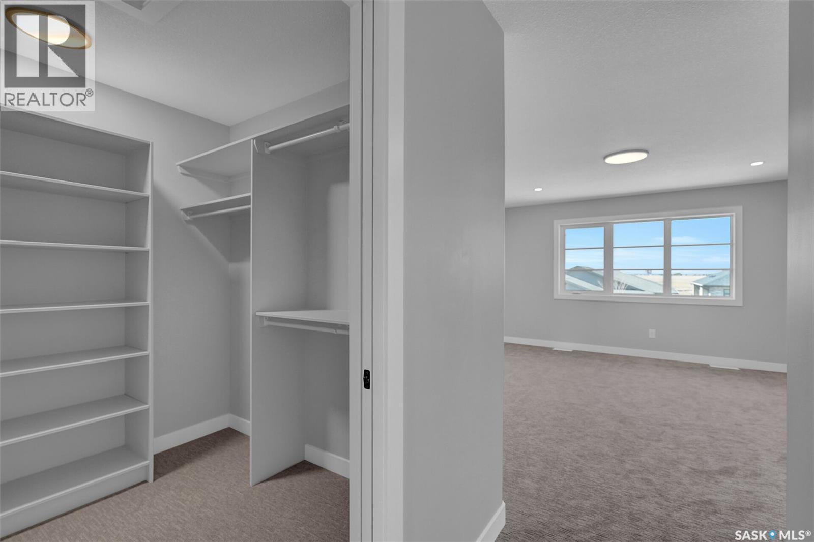 4327 Wild Rose Drive, Regina, Saskatchewan  S4V 3V6 - Photo 35 - SK031956