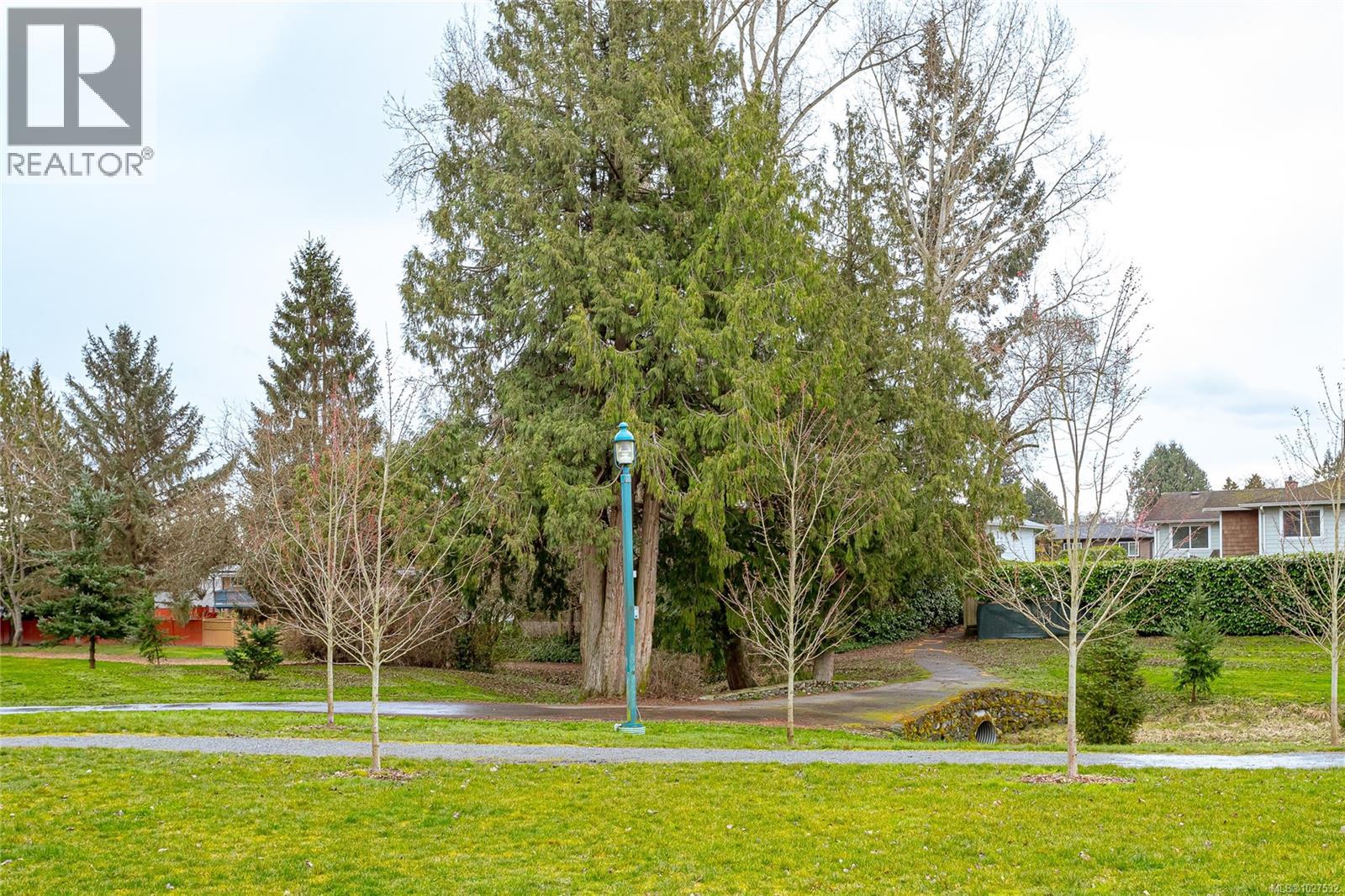 13 10480 Resthaven Dr, Sidney, British Columbia  V8L 3H7 - Photo 35 - 1027532