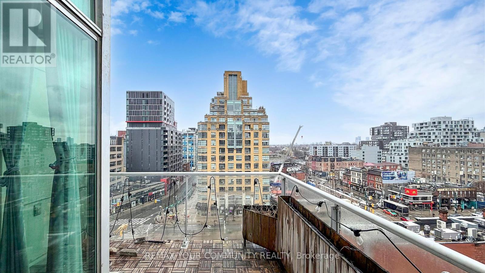 913 - 388 Richmond Street W, Toronto, Ontario  M5V 3P1 - Photo 2 - C12986968