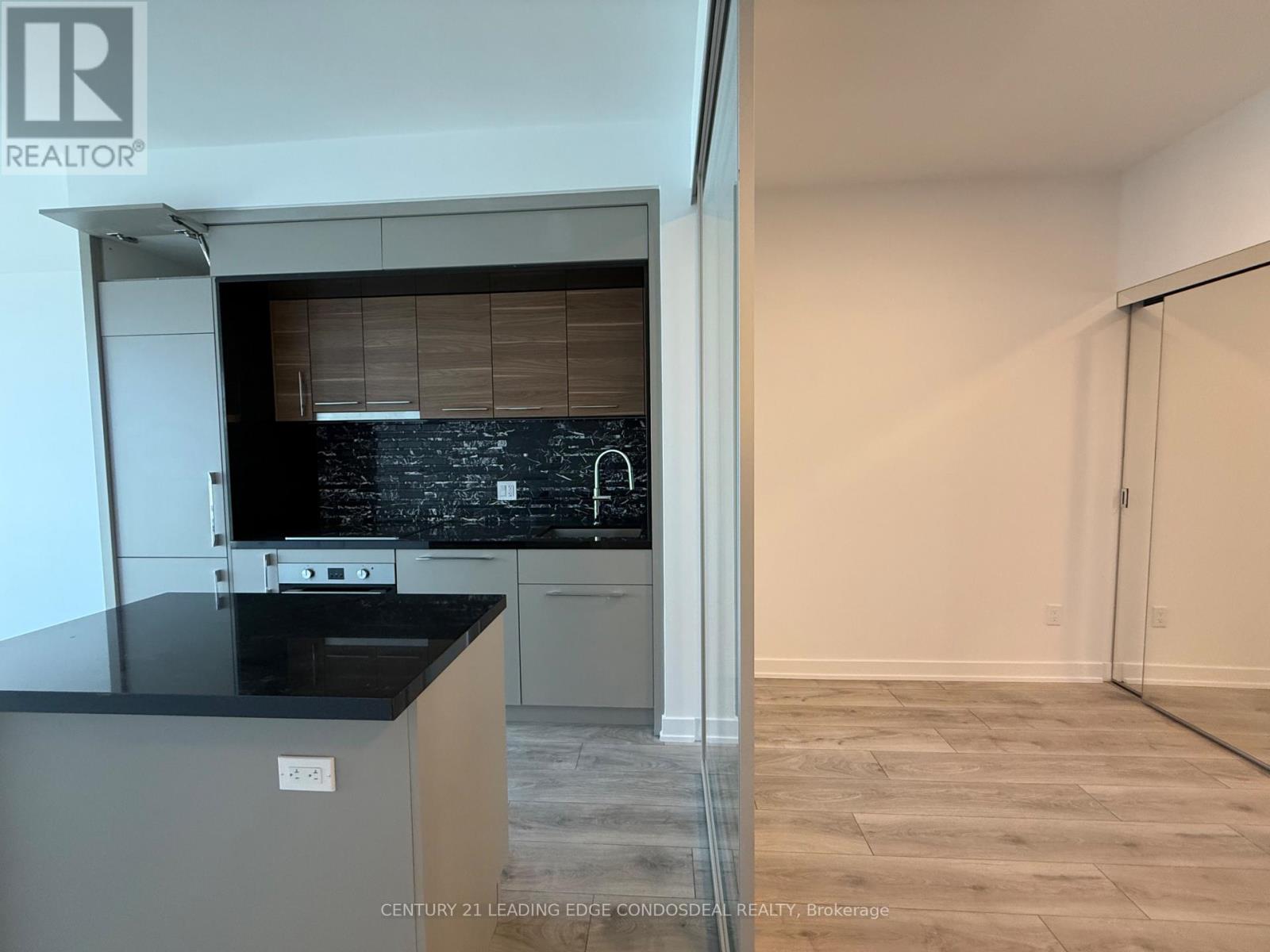 1802 - 29 Green Trail Court, Toronto, Ontario  M2K 0J9 - Photo 13 - C12983832