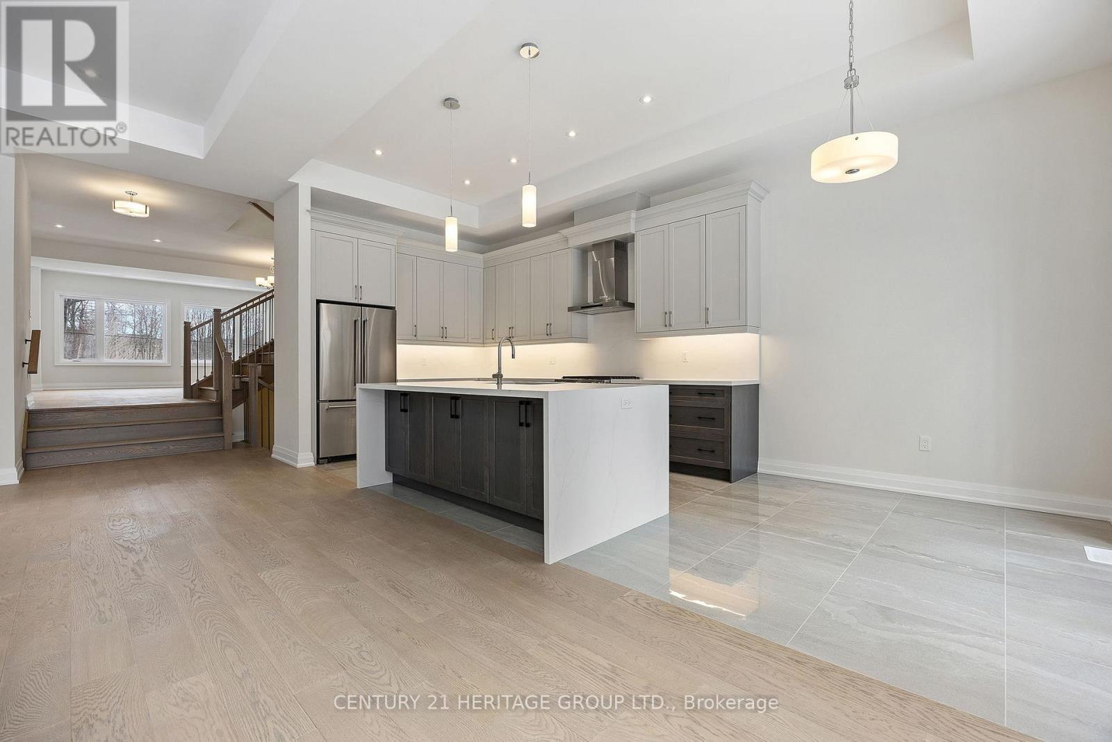 159 Snively Street, Richmond Hill, Ontario  L4E 3E9 - Photo 7 - N12973060