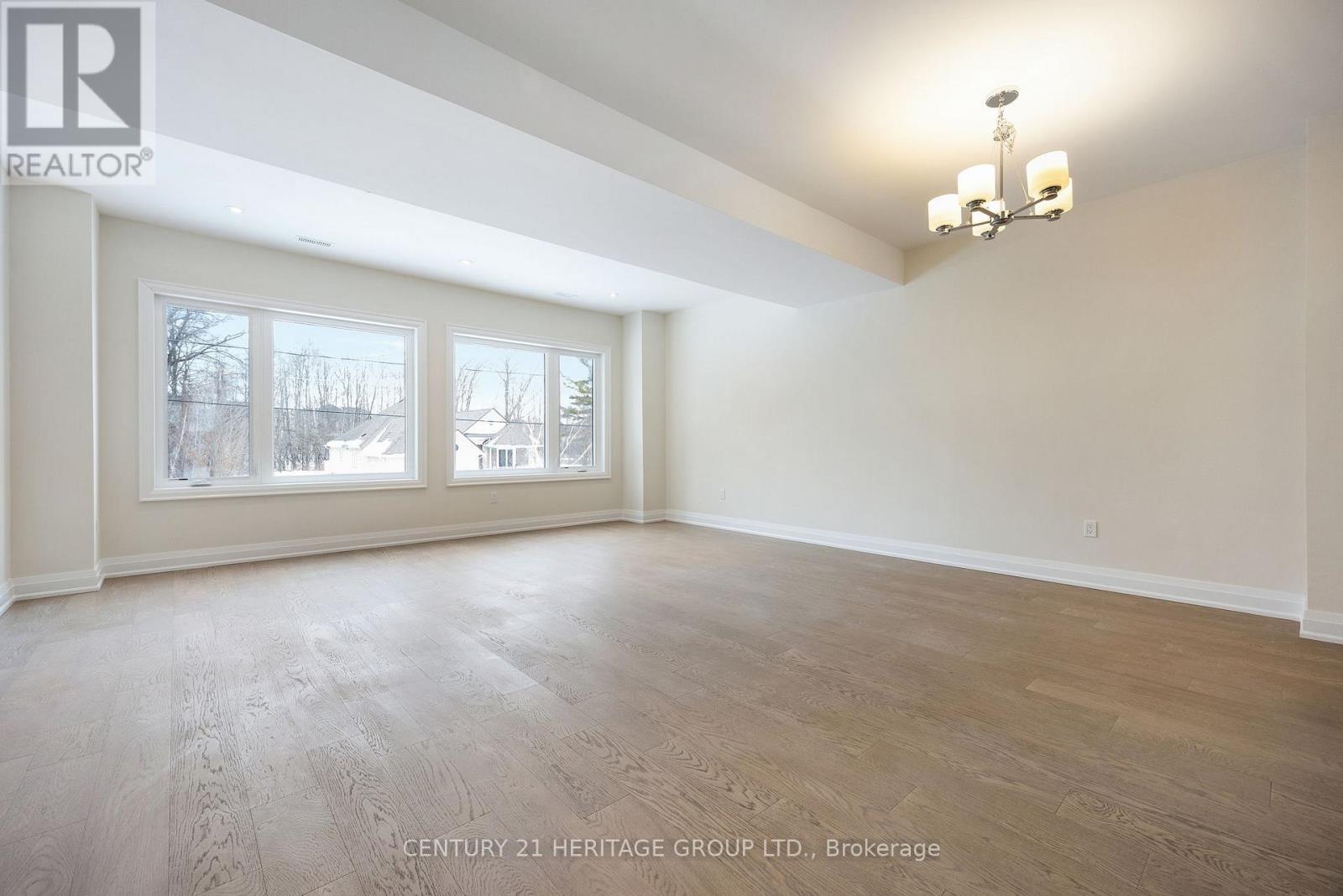 159 Snively Street, Richmond Hill, Ontario  L4E 3E9 - Photo 9 - N12973060