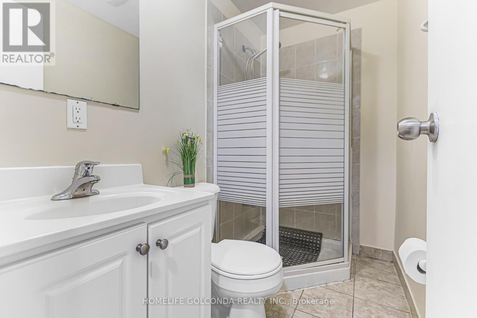 22 Troyer Avenue, Toronto, Ontario  M3J 0A3 - Photo 10 - W12769158