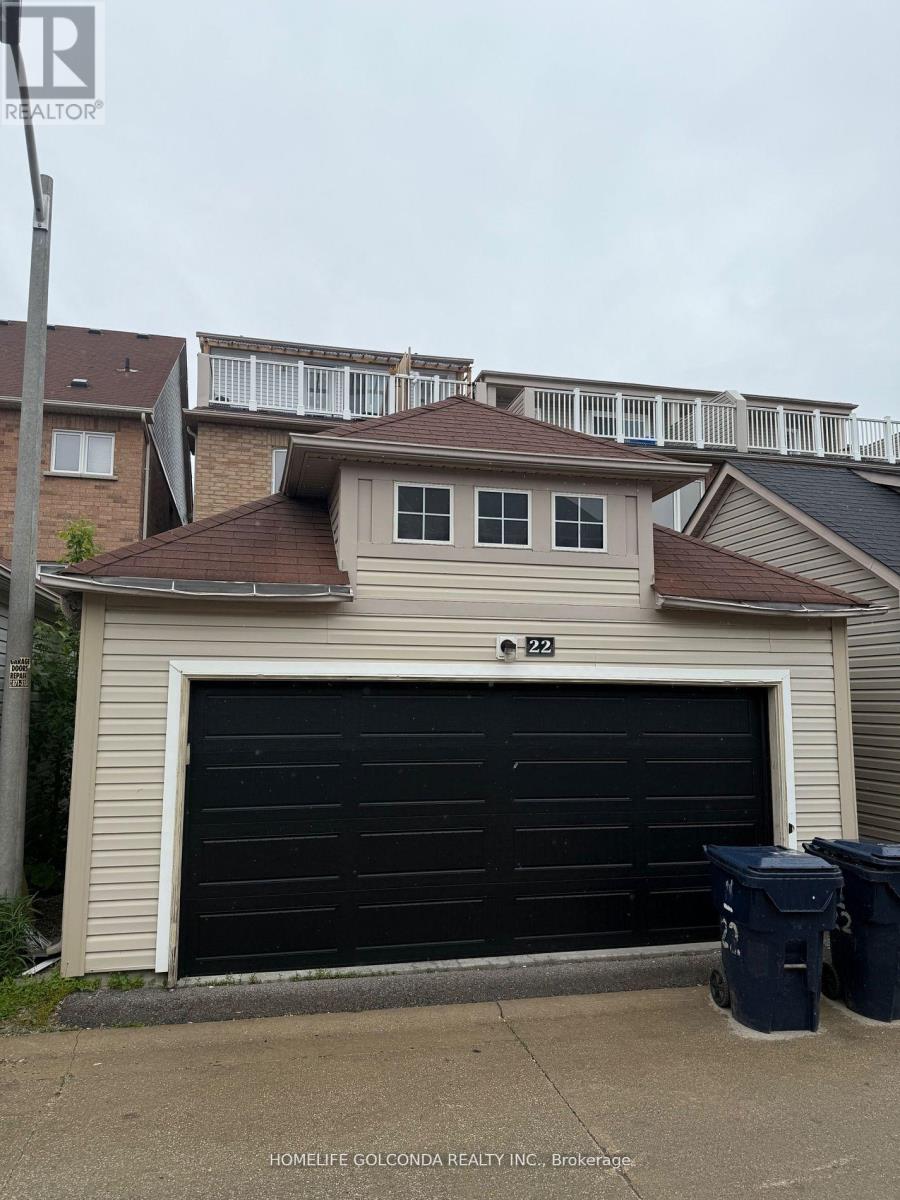 22 Troyer Avenue, Toronto, Ontario  M3J 0A3 - Photo 3 - W12769158